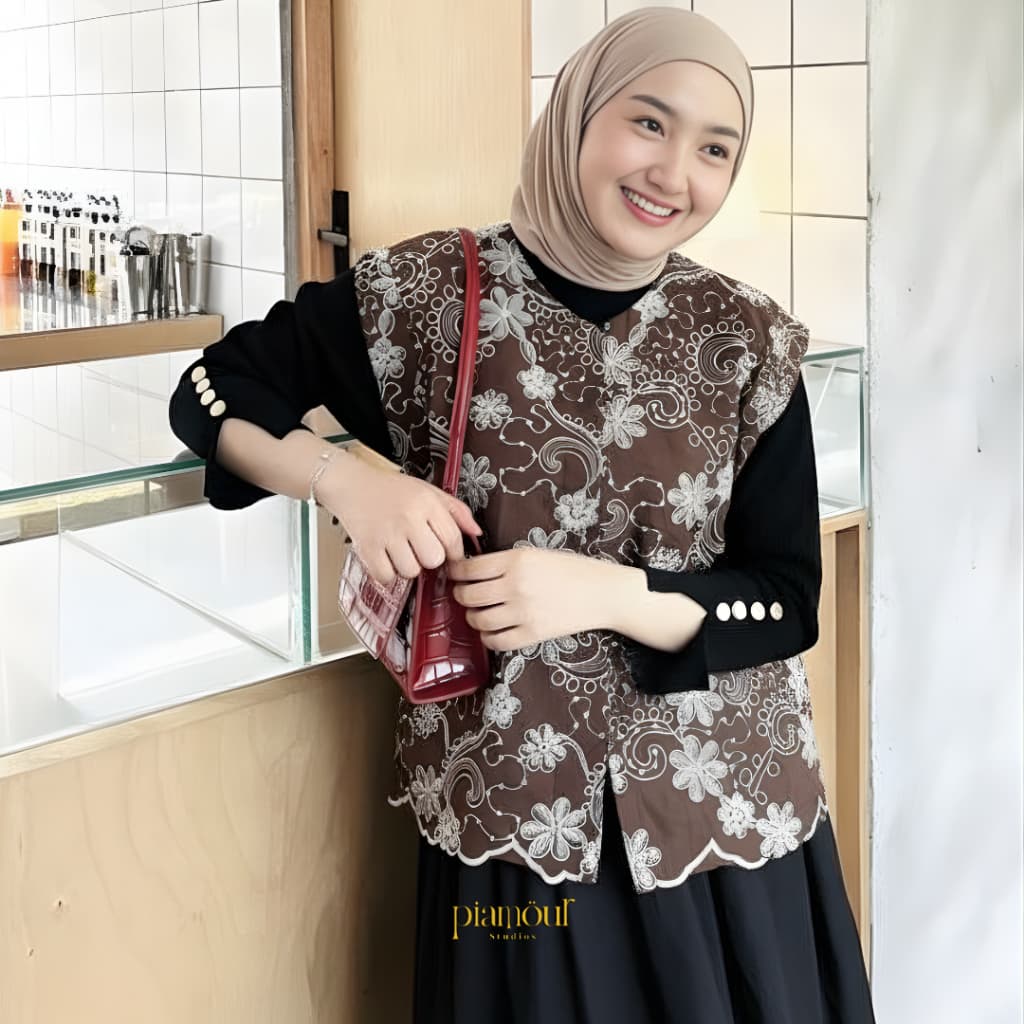 PIAMOUR | NORA TOP Atasan Wanita Floral Blouse Crop Sleeveless Vest Korean Style Katun Embroidery Bordir Rompi Kekinian Lengan Pendek